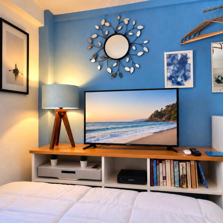 Le Petit Bonheur - Quiet - Rooftop - 3 min to Beach - One-Bedroom Apartment - 10