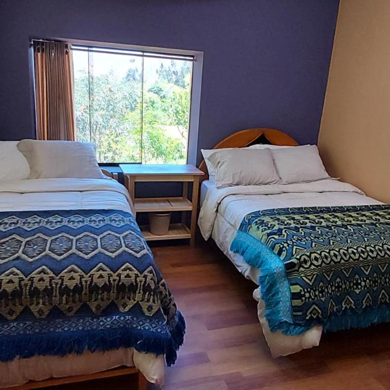 Peaceful Riverside Retreat - Kallpa Sonqo Wasi - Bed & Breakfast - Basic Triple Room with Shared Bathroom - 1