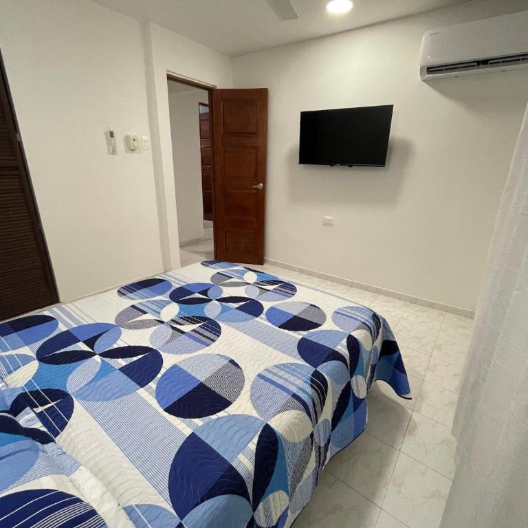Apartamento privado en Crespito cerca a playas - Three-Bedroom Apartment - 6