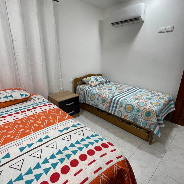 Apartamento privado en Crespito cerca a playas - Three-Bedroom Apartment - 8