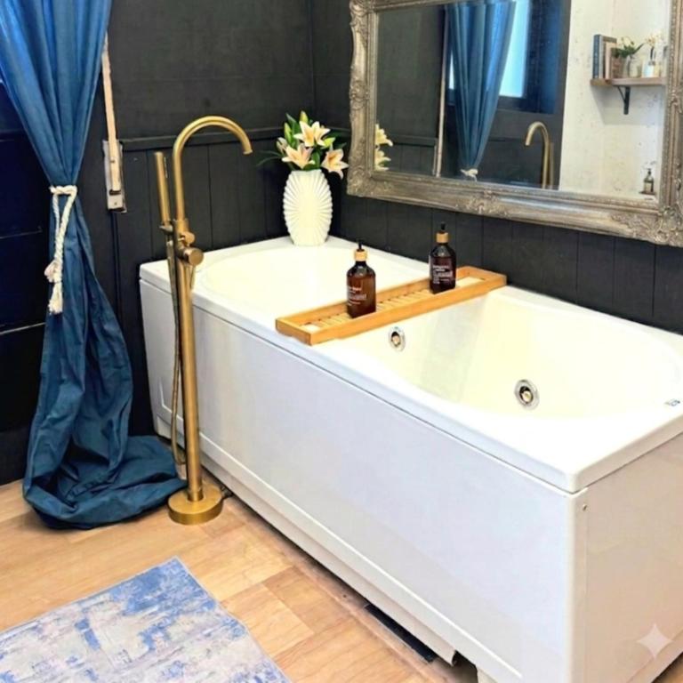 Visconti suite - Chambre Double avec Balcon (3 Adultes) - 19