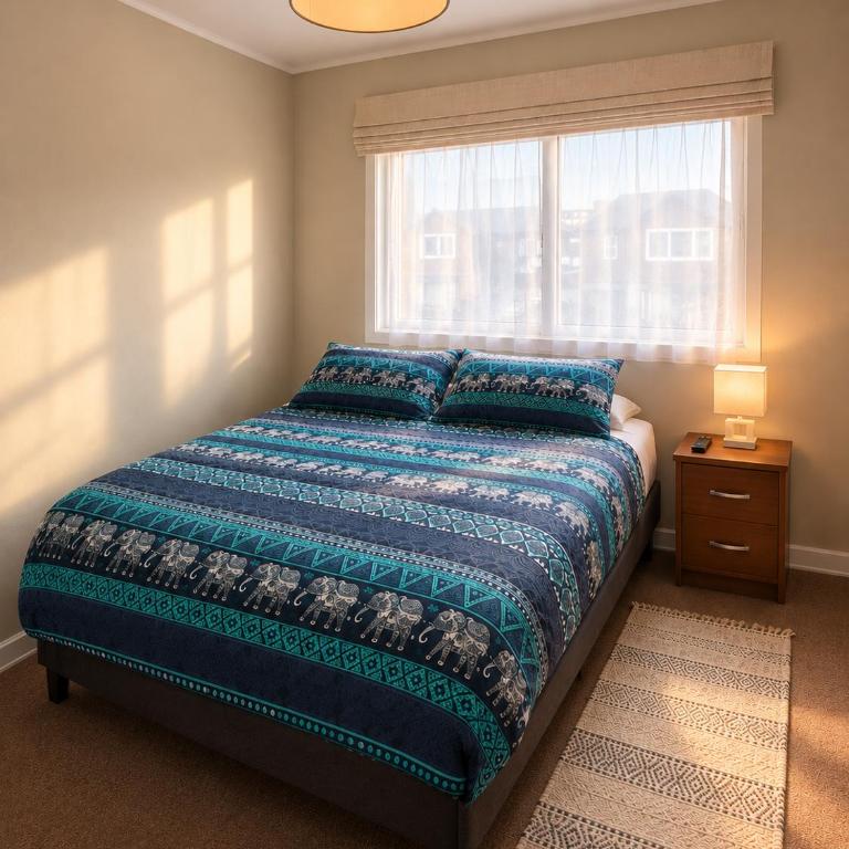 Habitación doble con baño exclusivo y estacionamiento, ideal para descansar - Habitación Doble con baño privado - 1