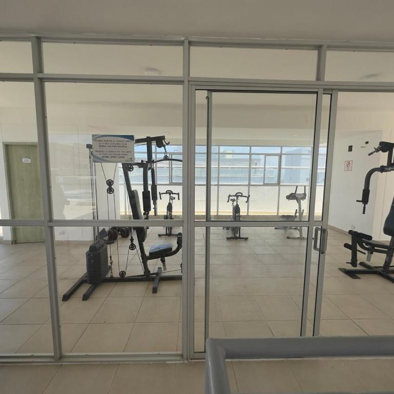 Apartamento Turístico cerca a playas de Marbella - Three-Bedroom Apartment - 9