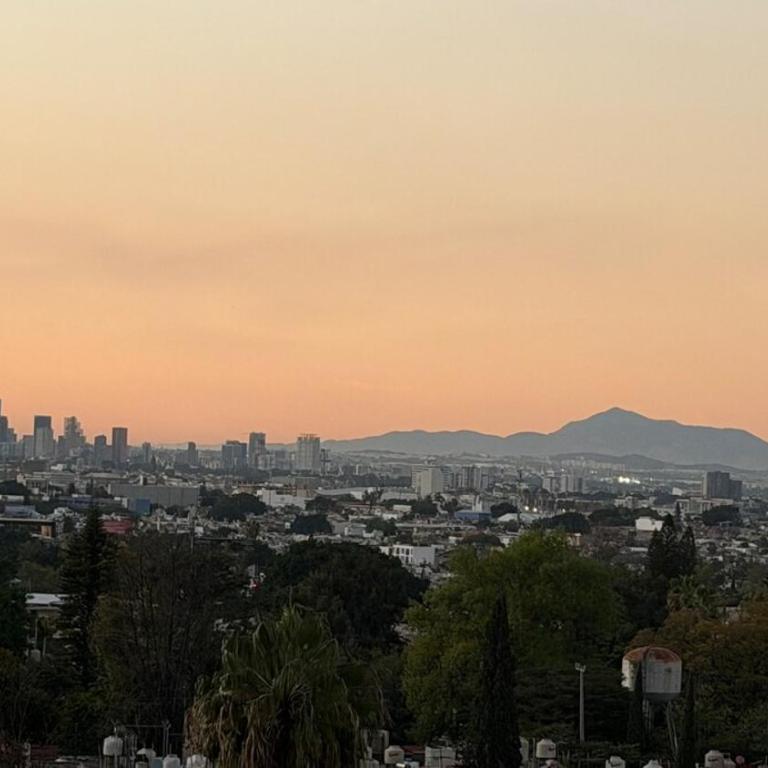 Depa con Oficina Privada y Vista Panorámica en GDL - Apartment mit 2 Schlafzimmern - 31