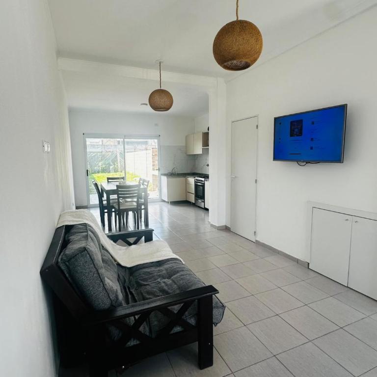 Duplex Luminoso Altos del Paracao - One-Bedroom House - 1