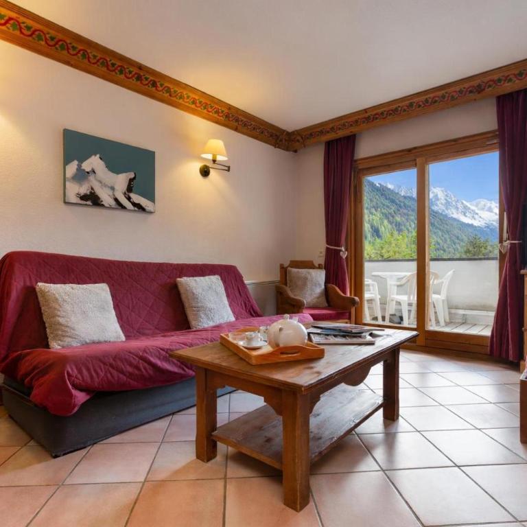 Le Cristal MB1 Mont-Blanc View, Pool, Private Sauna & Parking - Happy Rentals - Apartment with Balcony - 17