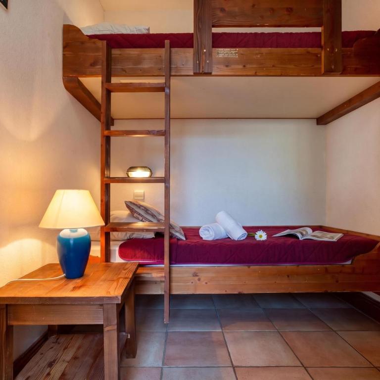 Le Cristal MB1 Mont-Blanc View, Pool, Private Sauna & Parking - Happy Rentals - Apartment with Balcony - 23
