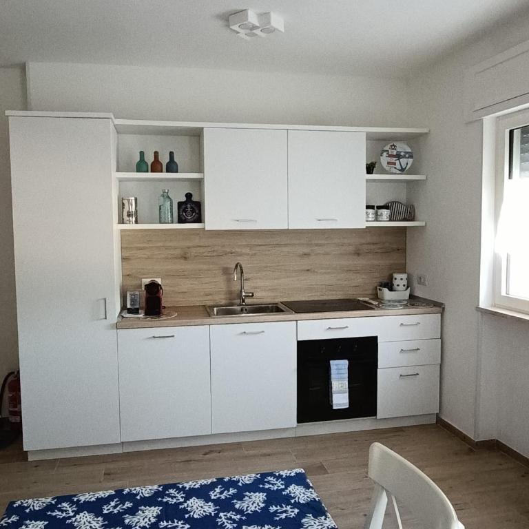 Blue Holiday Apartment - Appartamento con 2 Camere da Letto - 9