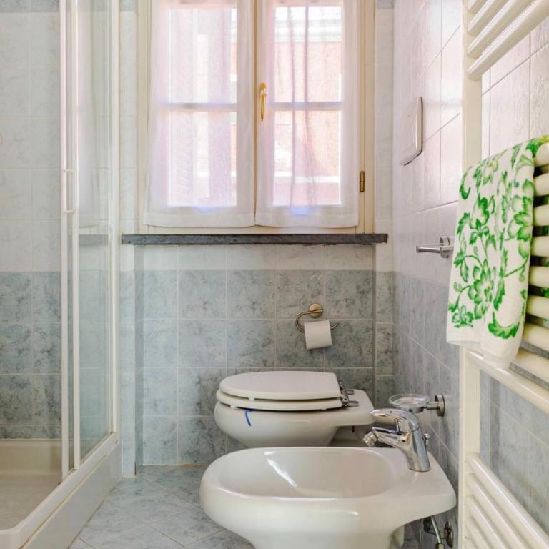Marta Apartment ,Free Private Parking, Near The City Centre & Hospital - Appartamento con 2 Camere da Letto - 16