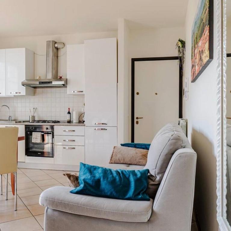 Marta Apartment ,Free Private Parking, Near The City Centre & Hospital - Appartamento con 2 Camere da Letto - 15