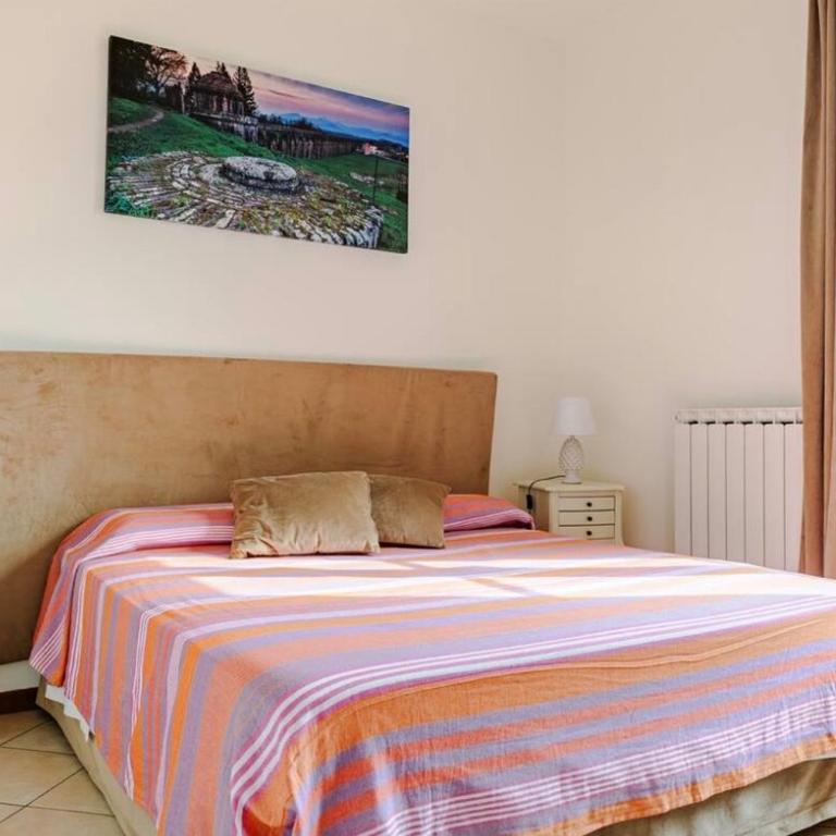Marta Apartment ,Free Private Parking, Near The City Centre & Hospital - Appartamento con 2 Camere da Letto - 11