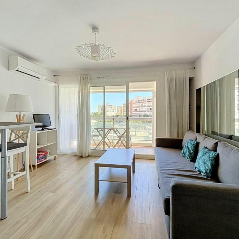 Studio Carnon ~ Plage, port et commerces, tout proche! - Studio - 1