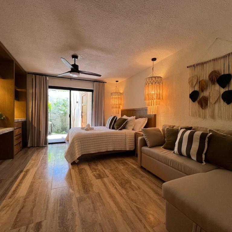 Entire Private Villa in HZ - Pool & Outdoor Living - Three-Bedroom Villa - 74