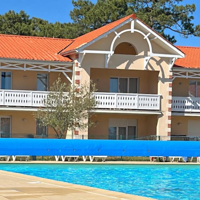 Appartement Soulac sur Mer, chaleureux, T4, piscine, 6 personnes - Apartamento de 3 dormitorios con balcón - 16