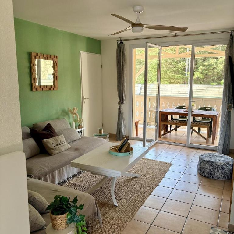 Appartement Soulac sur Mer, chaleureux, T4, piscine, 6 personnes - Apartamento de 3 dormitorios con balcón - 4