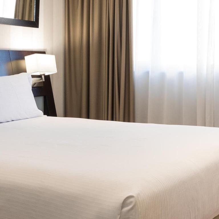 Sercotel Madrid Aeropuerto - Standard Doppelzimmer - 1