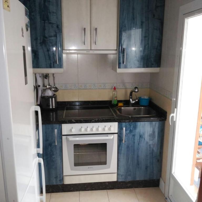 Apartamento completo a 5 minutos de la catedral y de las zonas de ocio - Two-Bedroom Apartment - 4