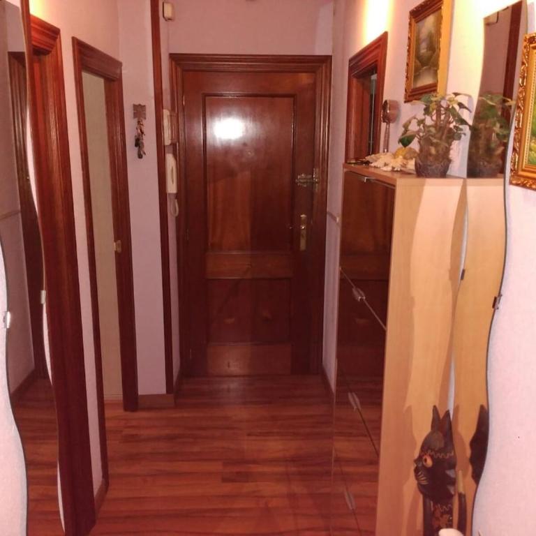 Apartamento completo a 5 minutos de la catedral y de las zonas de ocio - Two-Bedroom Apartment - 6