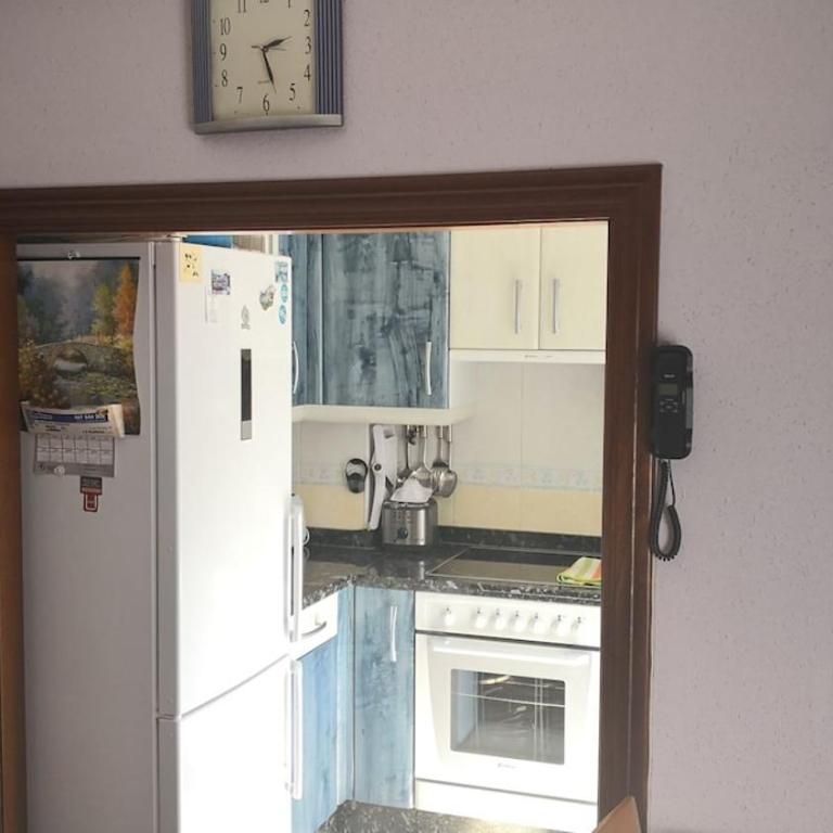 Apartamento completo a 5 minutos de la catedral y de las zonas de ocio - Two-Bedroom Apartment - 9