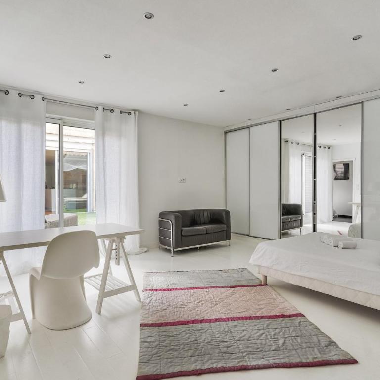 Superbe loft avec patio à Bordeaux - Appartement - 12