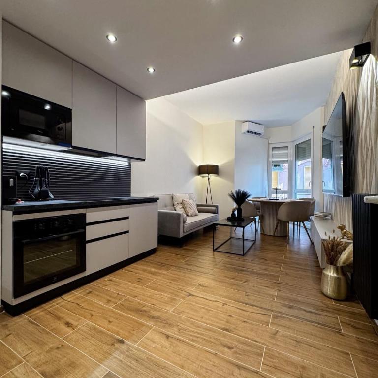 Riviera Lux 2 - Appartamento con 1 Camera da Letto - 12