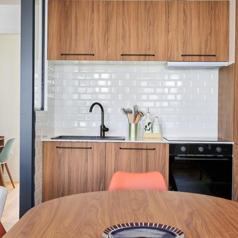 Cosy et charmant, adresse ideale rue des Bains) - Apartamento - 8