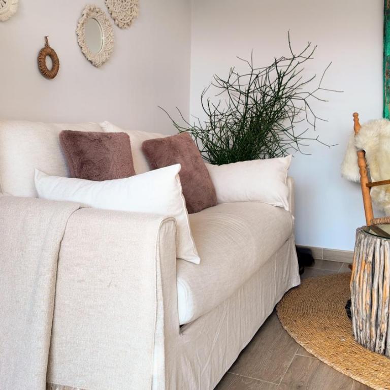 Olas y Sol - One-Bedroom Apartment - 2