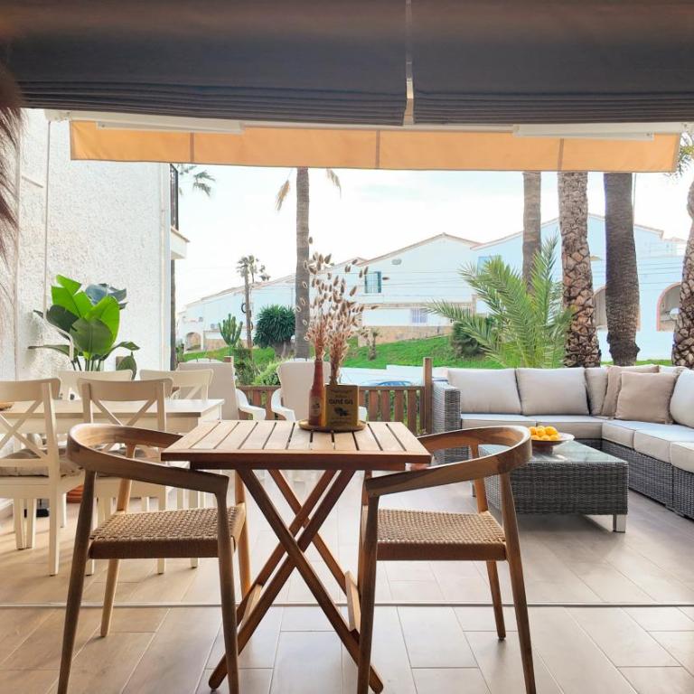 Olas y Sol - One-Bedroom Apartment - 1