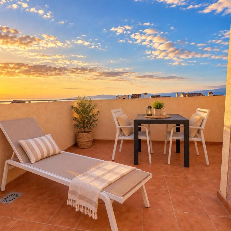 Casa Marlu: Terraza y Piscina - Apartamento - 23