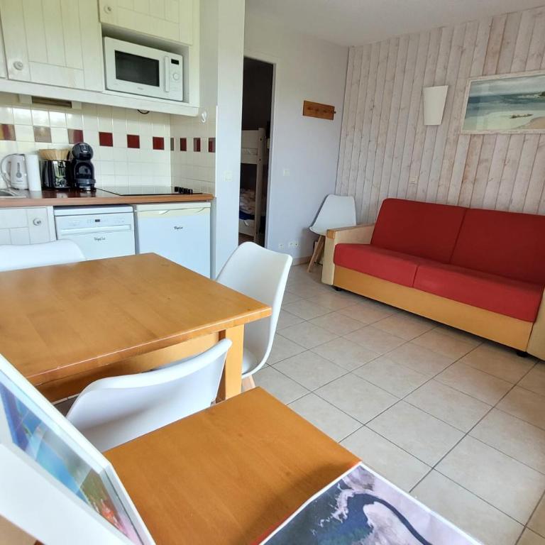 Cosy 21 M2 With Loggia Pool Near The Beach - Appartement - 4