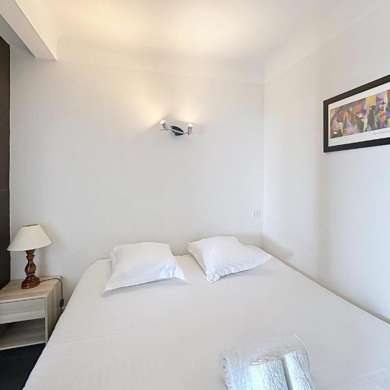 1-bedroom beachfront apartment with sea view - Appartement 1 Chambre avec Balcon et Vue sur Mer - 12