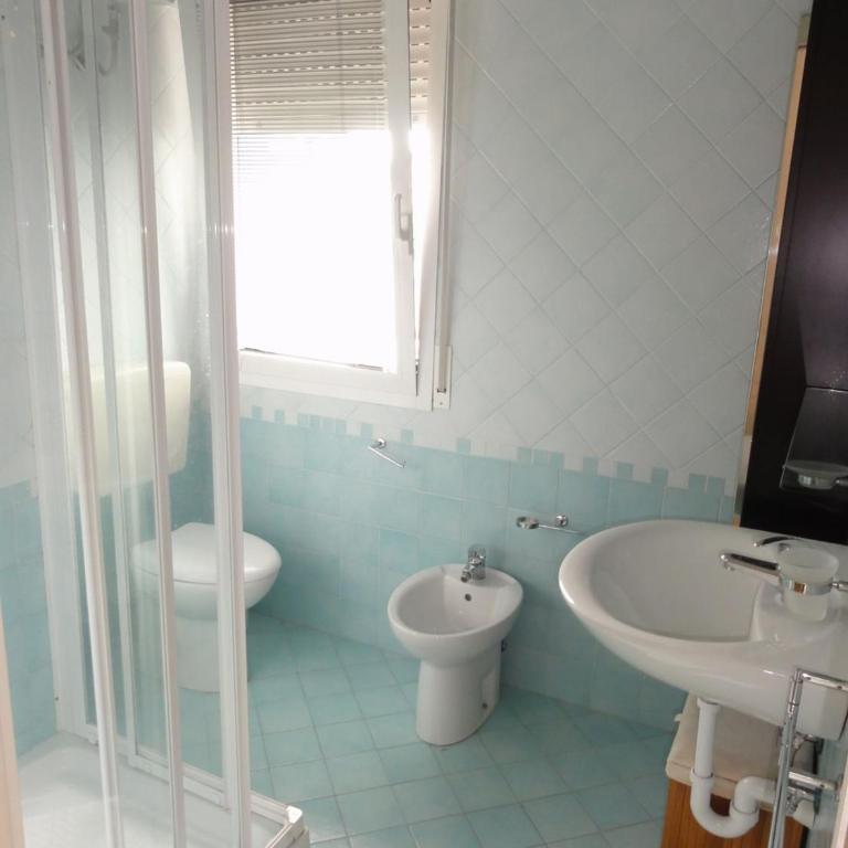 Central apartment with parking - Appartamento - 4
