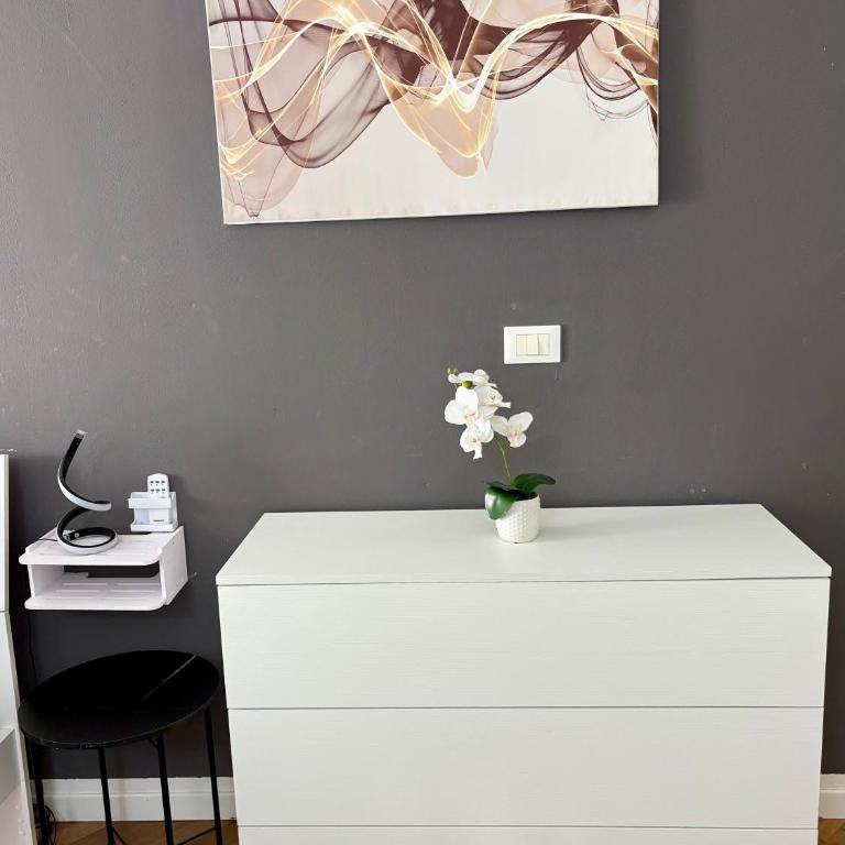 Naisa Home - One-Bedroom Apartment - 13