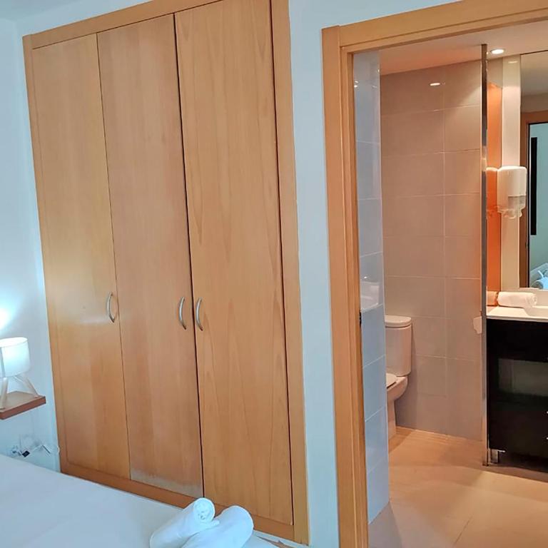 Apartamentos Princesa Park 3000 - Estudio con vistas parciales a la montaña - 4