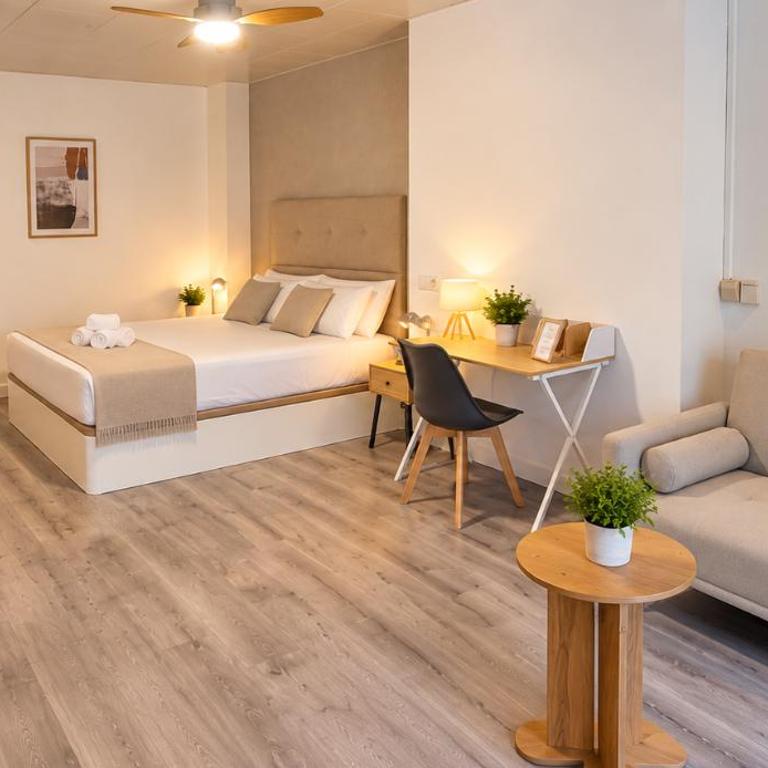 Habitación privada a minutos del centro - Chambre Triple avec Salle de Bains Privative Séparée - 4