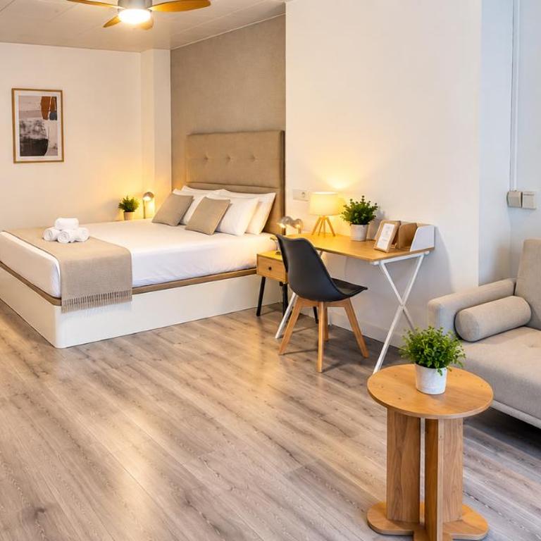 Habitación privada a minutos del centro - Chambre Triple avec Salle de Bains Privative Séparée - 5