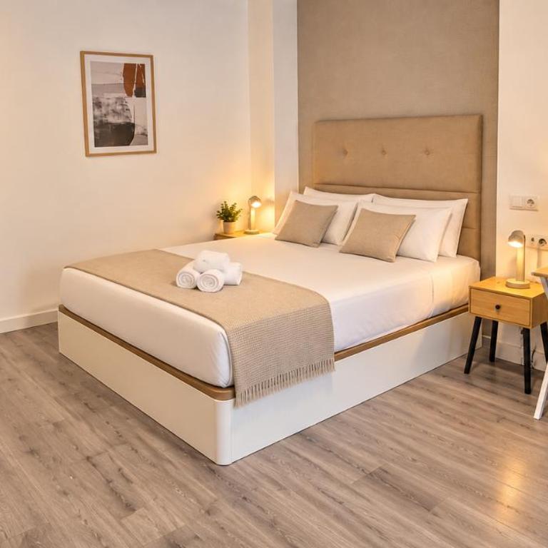 Habitación privada a minutos del centro - Chambre Triple avec Salle de Bains Privative Séparée - 8