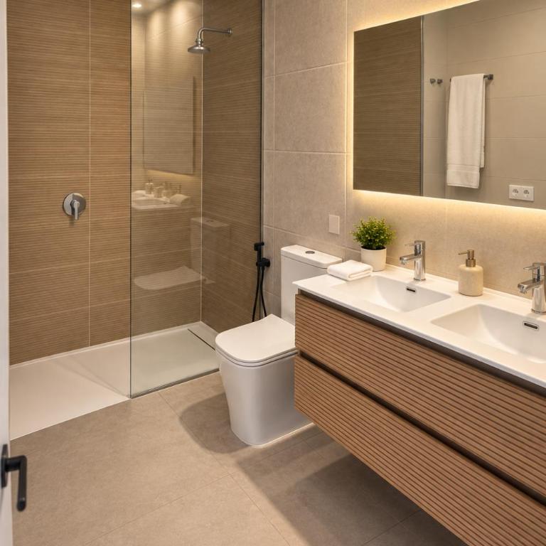 Habitación privada a minutos del centro - Chambre Triple avec Salle de Bains Privative Séparée - 10