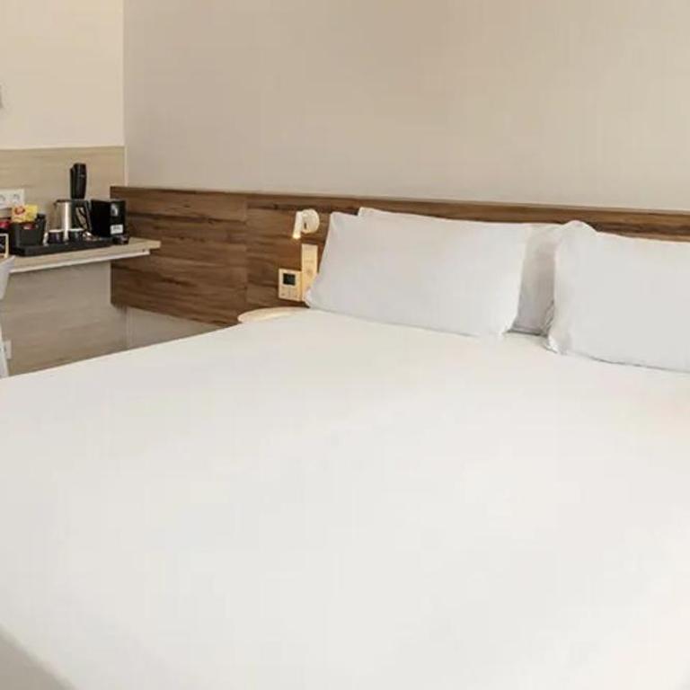 B&B HOTEL Sevilla San Jeronimo - Habitación Doble Deluxe - 3