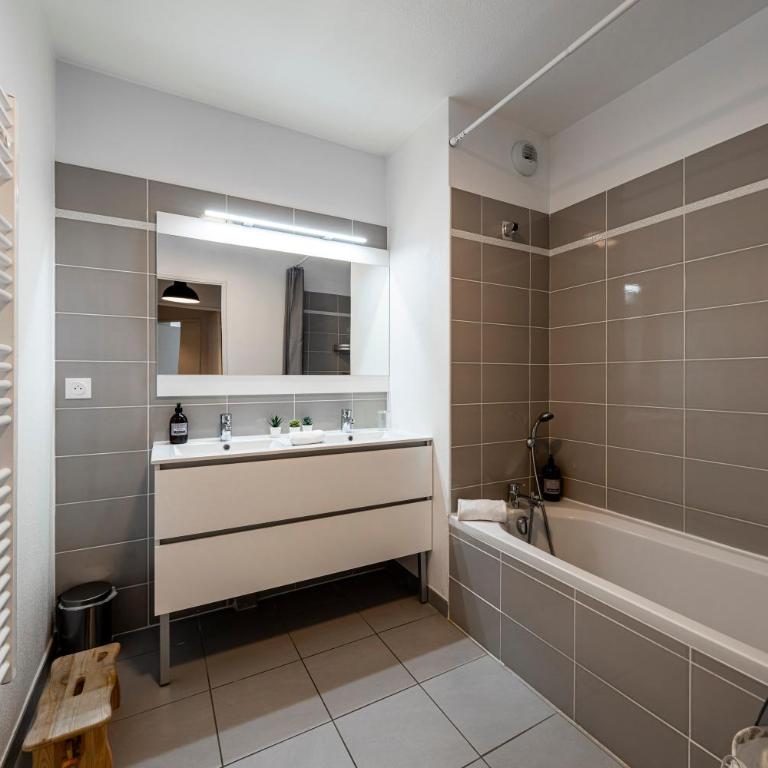 La Citadelle - à 500 m de la télécabine du Prorel - Appartement - 17
