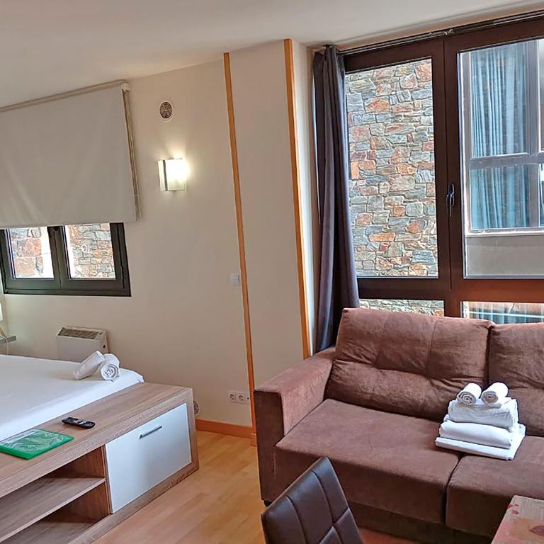 Apartamentos Princesa Park 3000 - Estudio con vistas parciales a la montaña - 19