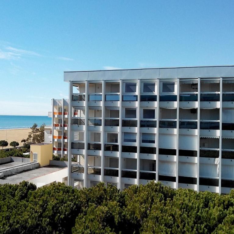 Sunny terrace apartment near beach - Appartamento - 2