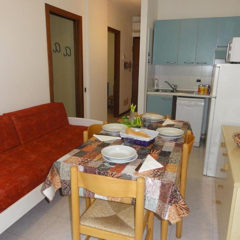 Sunny terrace apartment near beach - Appartamento - 3
