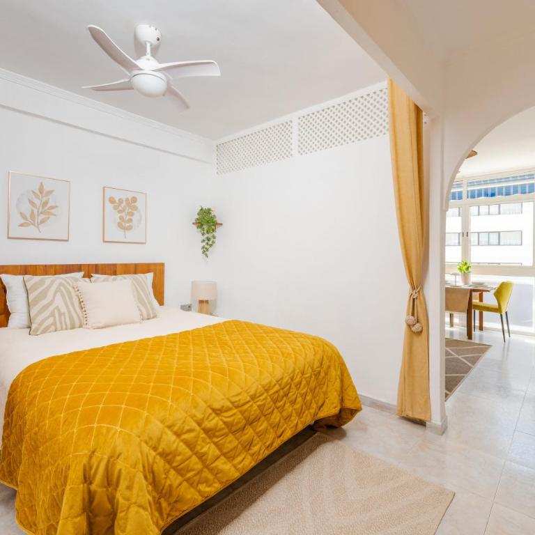 Al Andalus Torremolinos - Bright Coastal Apartment near La Carihuela, Restaurants & Centre - Apartamento de 1 dormitorio - 2