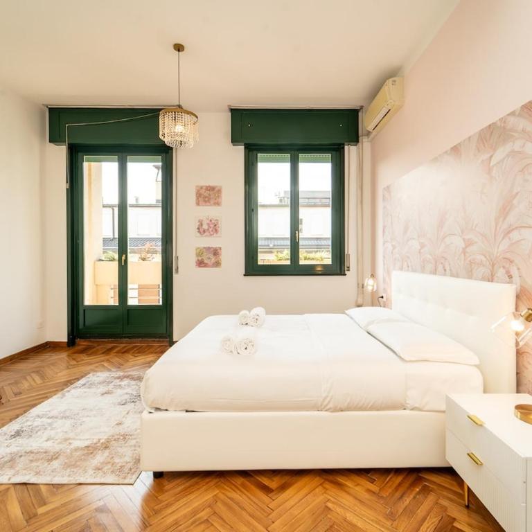 Spacious penthouse with terrace in the heart of Como - Apartment mit 3 Schlafzimmern - 17