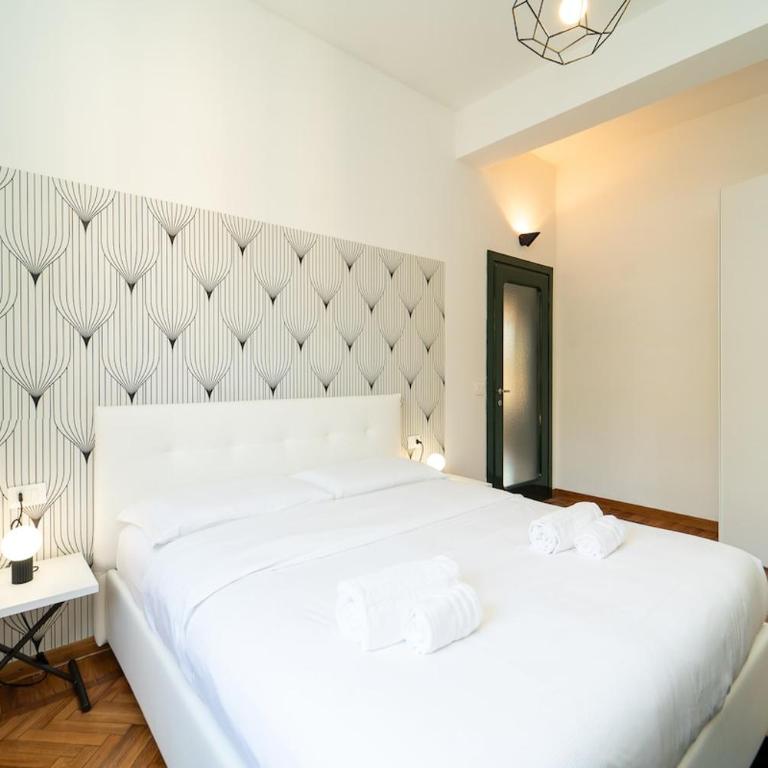 Spacious penthouse with terrace in the heart of Como - Apartment mit 3 Schlafzimmern - 19