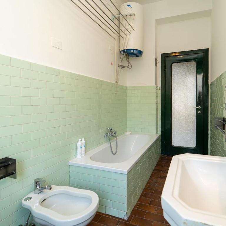 Spacious penthouse with terrace in the heart of Como - Apartment mit 3 Schlafzimmern - 31