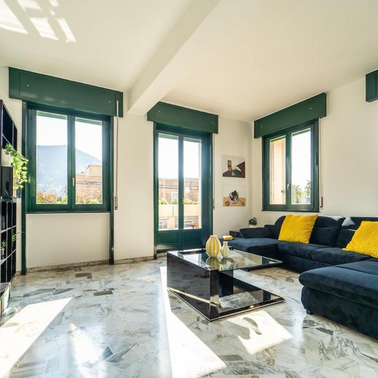 Spacious penthouse with terrace in the heart of Como - Apartment mit 3 Schlafzimmern - 39
