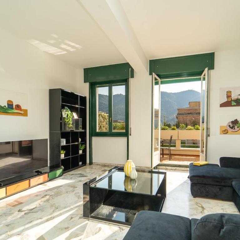 Spacious penthouse with terrace in the heart of Como - Apartment mit 3 Schlafzimmern - 41