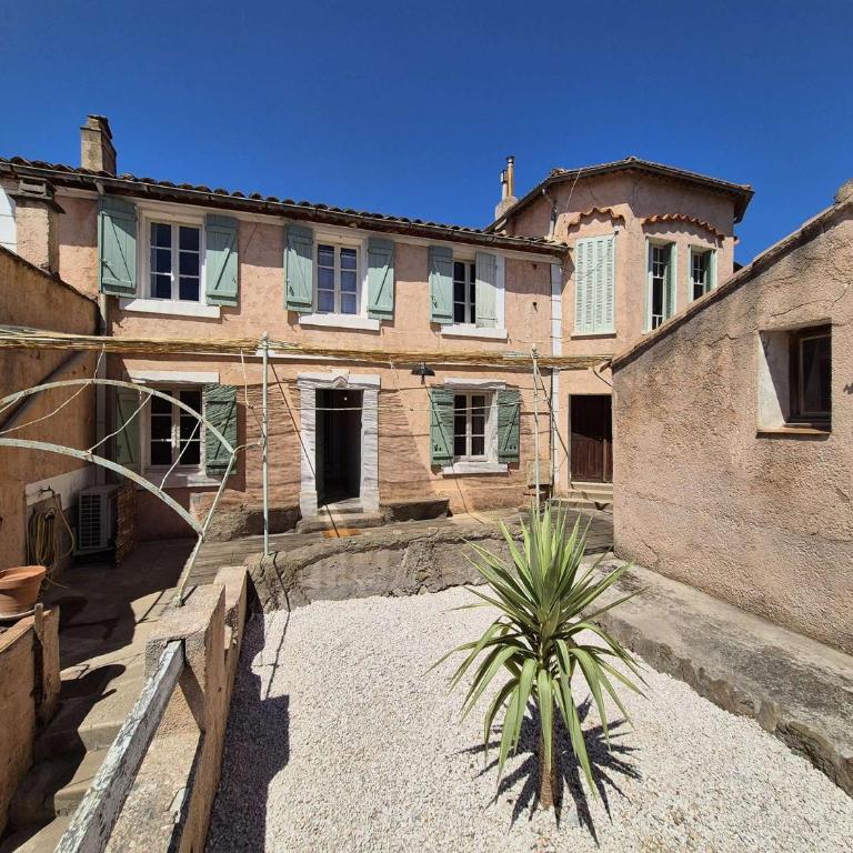 Maison de charme avec piscine, climatisé, WIFI, à deux pas du port et des plages - Villa mit privatem Pool - 2